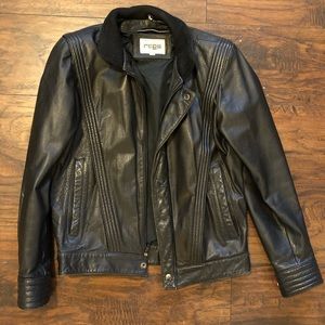Vintage black leather Moto jacket small size 38